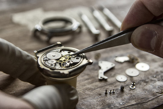 Revitalize Your Watch with Michael K Jewelers: Mastering Vintage Watch Repair