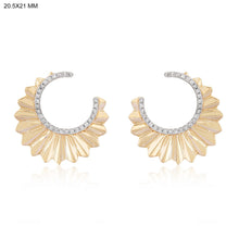 Load image into Gallery viewer, CLASSIC YELLOW GOLD DIAMOND EARRINGS - MICHAEL K. JEWELERS