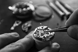 Find the Perfect Timeless Piece with Michael K Jewelers: Mastering the Art of Watch Care and Elegance