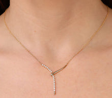 Load image into Gallery viewer, CURVE DROP DIAMOND NECKLACE