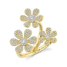 Load image into Gallery viewer, FLOWER DIAMOND RING