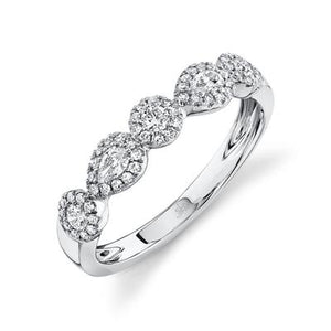 PEAR SHAPED AND ROUND DIAMOND BAND