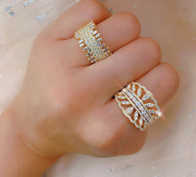 Load image into Gallery viewer, WIDE DIAMOND BAGUETTE RING